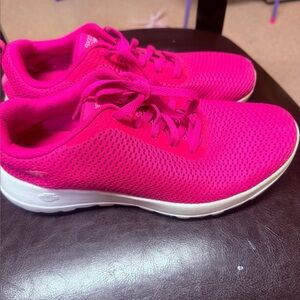 Women's Pink Athletic Shoes